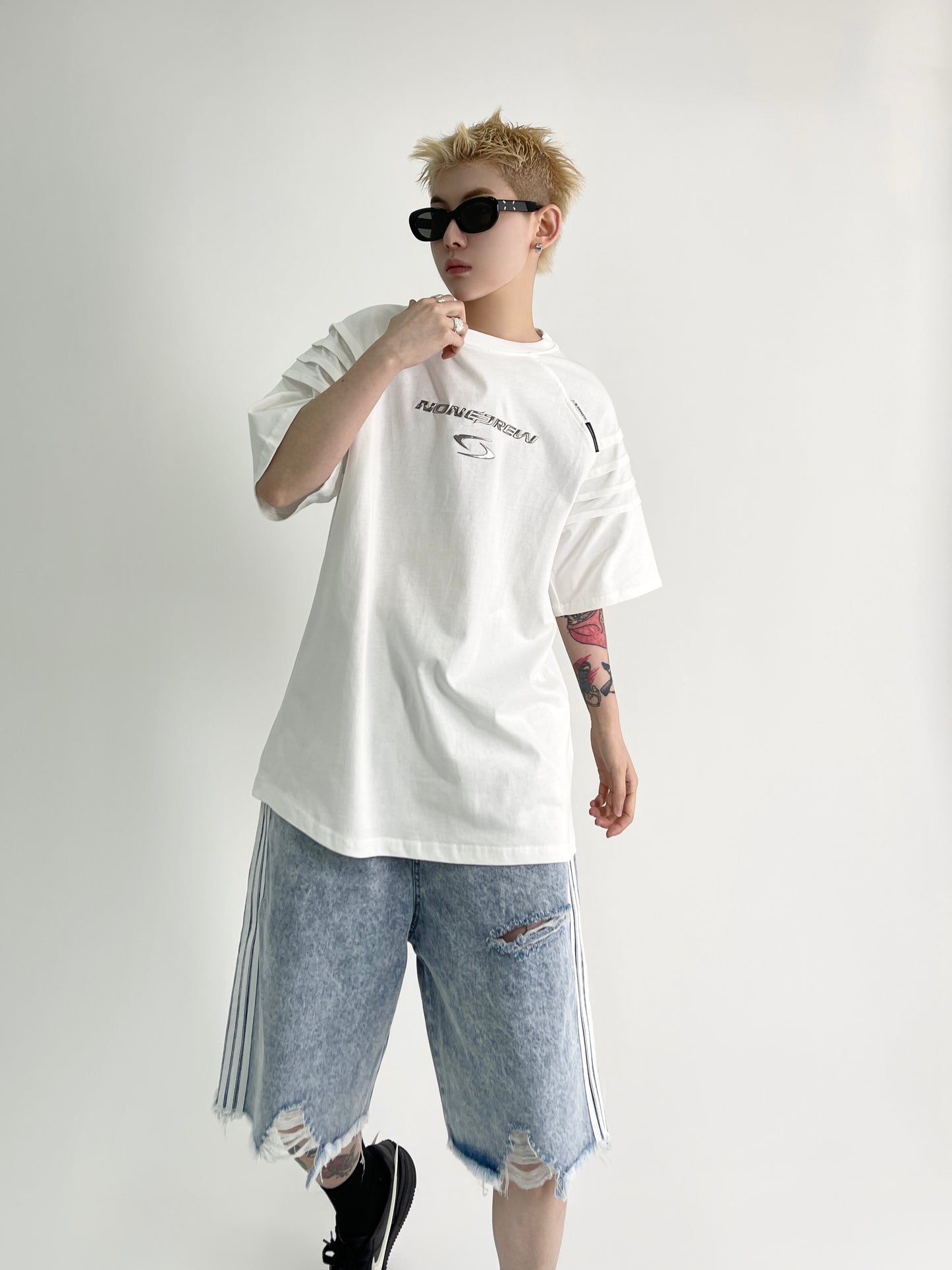 Metal Backle T-shirt (2color)
