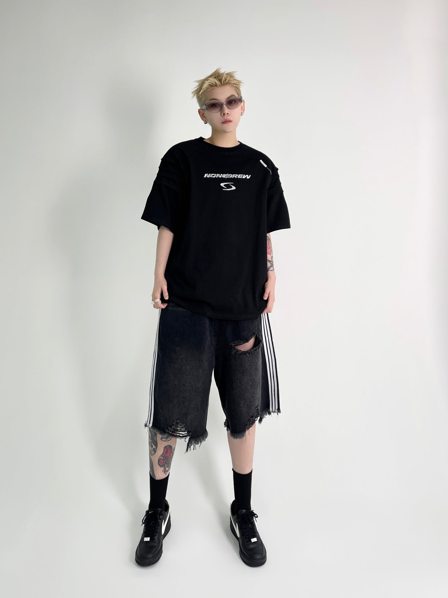 Metal Backle T-shirt (2color)