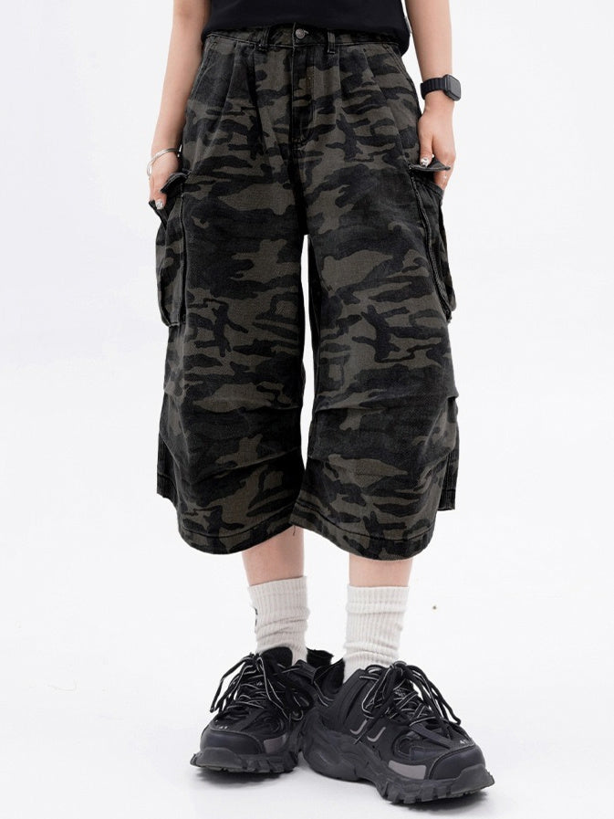 Camouflage Cargo Jorts