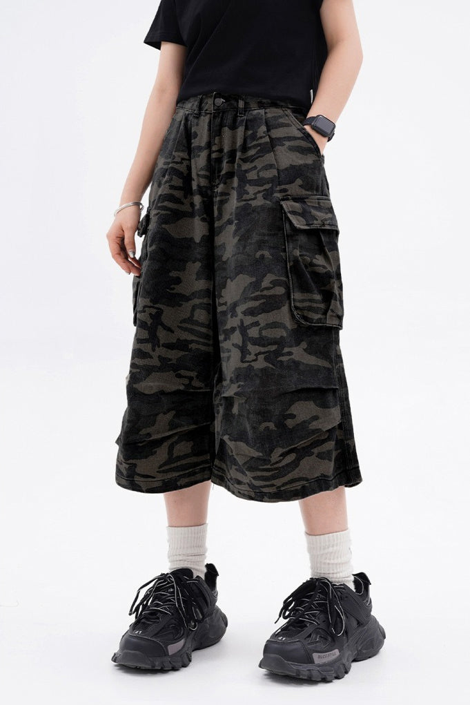 Camouflage Cargo Jorts