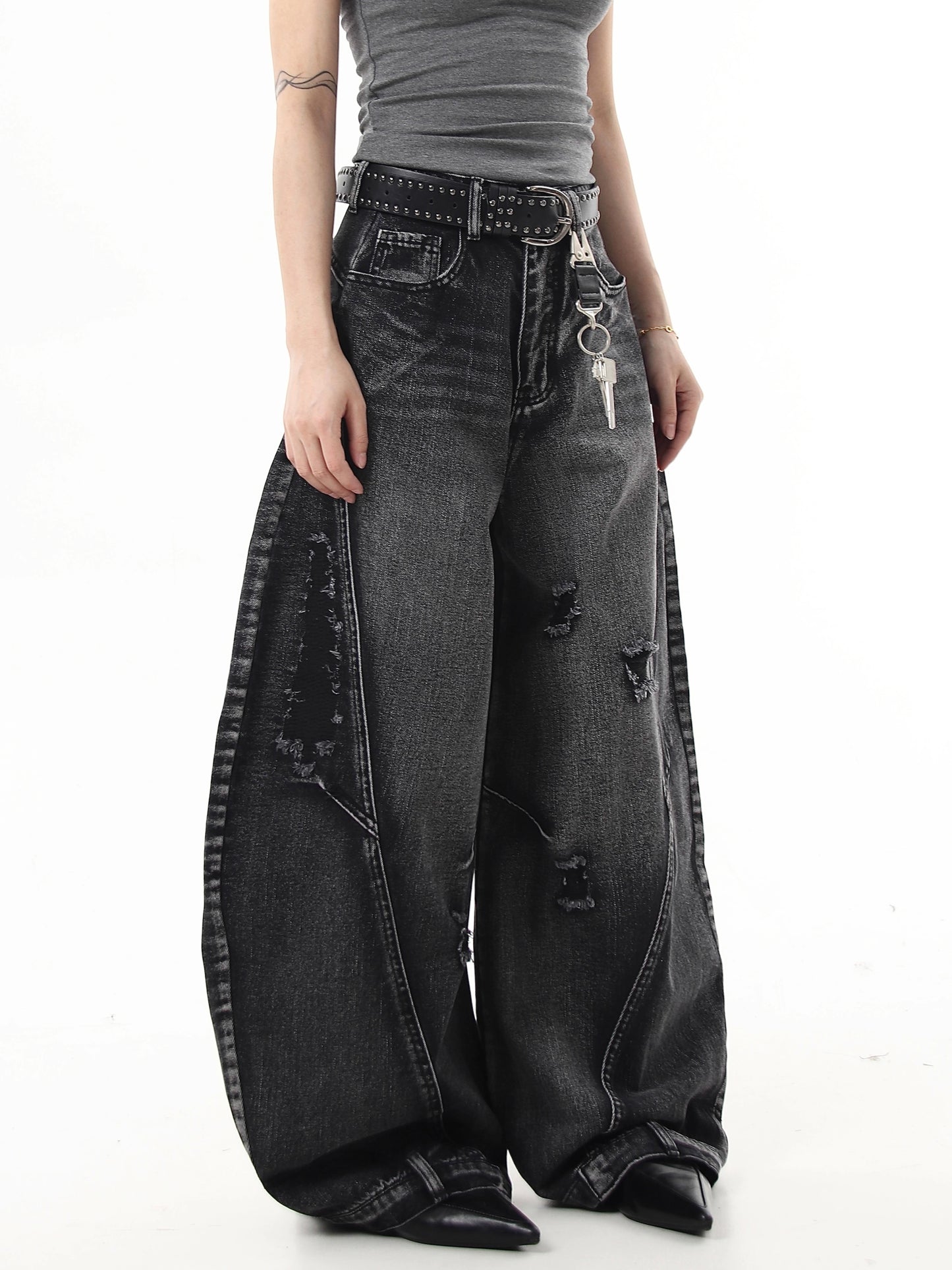 Curve Destroyed Denim