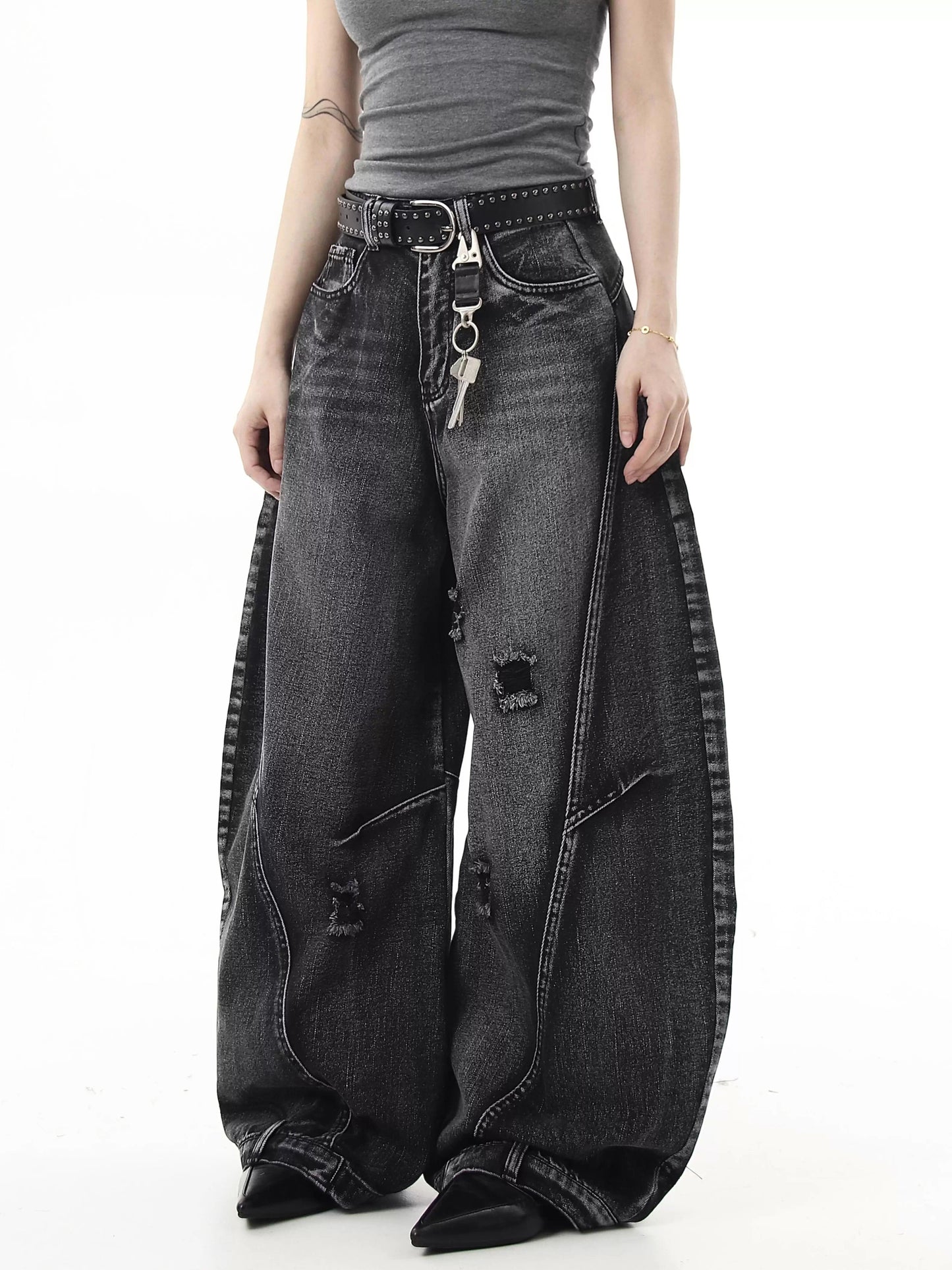 Curve Destroyed Denim