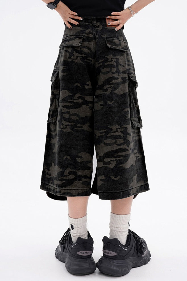 Camouflage Cargo Jorts