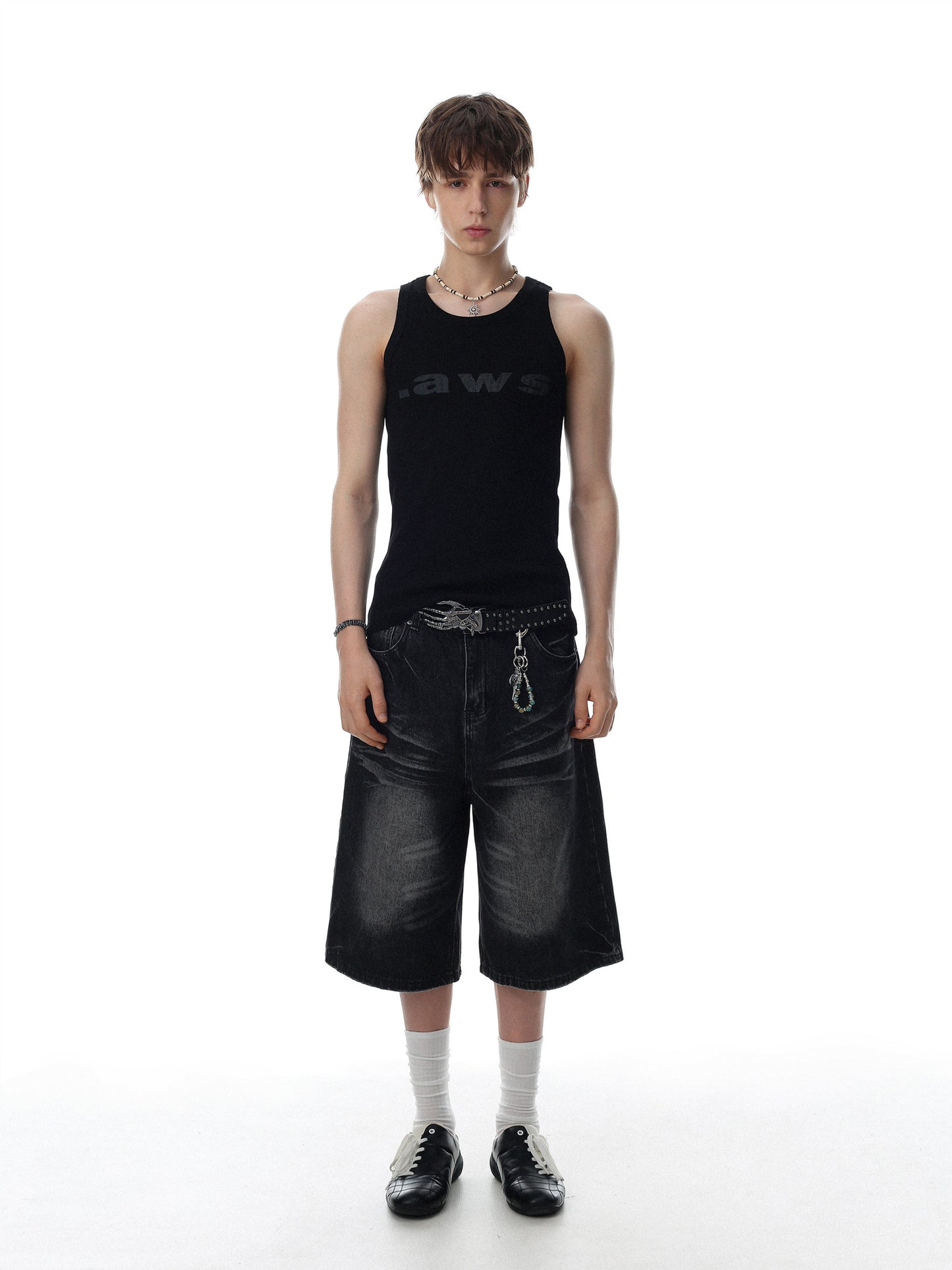 Urban Lettering Sleeveless Top (2color)