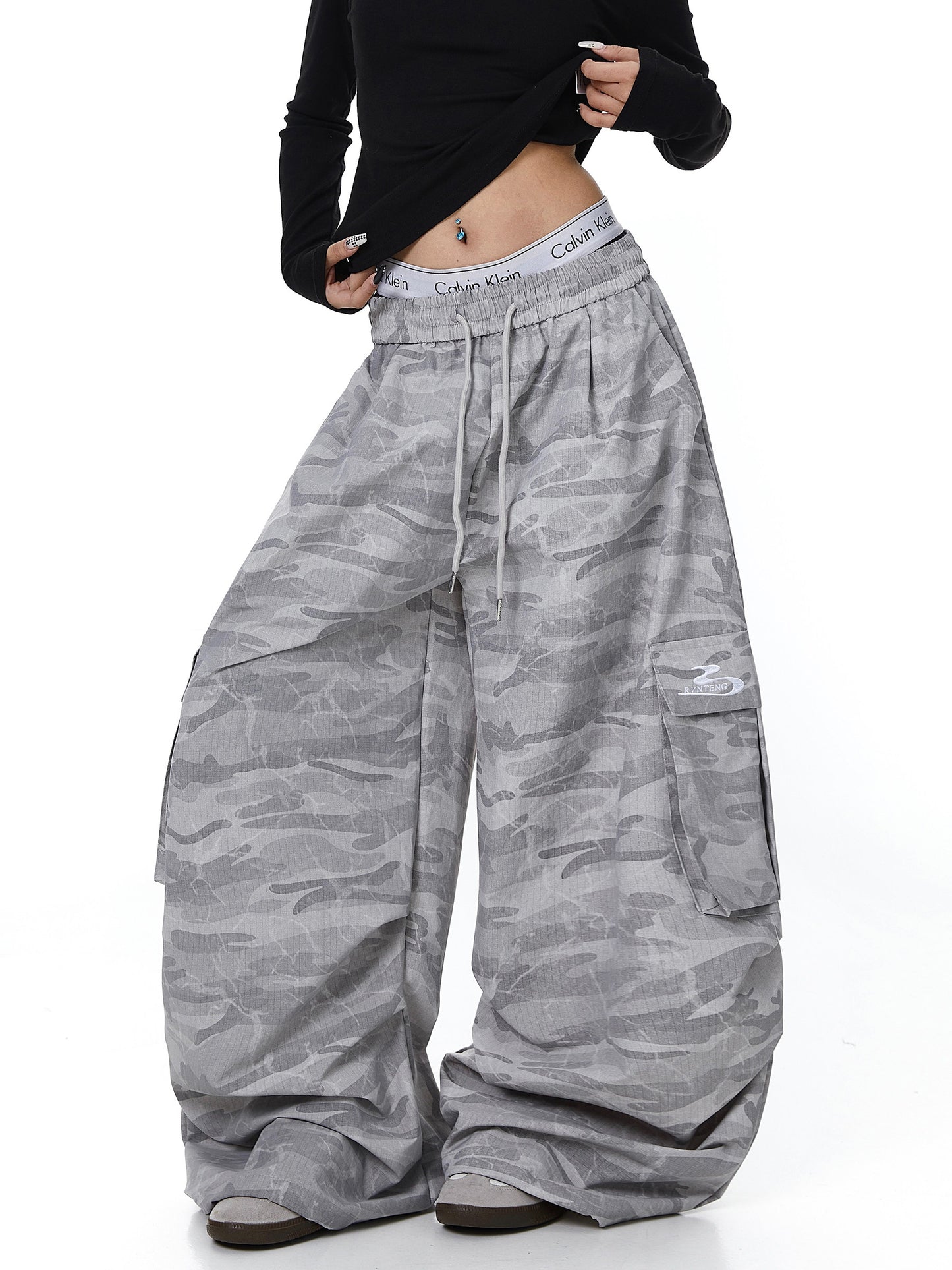 Camo Baggy Cargo Pants (2color)