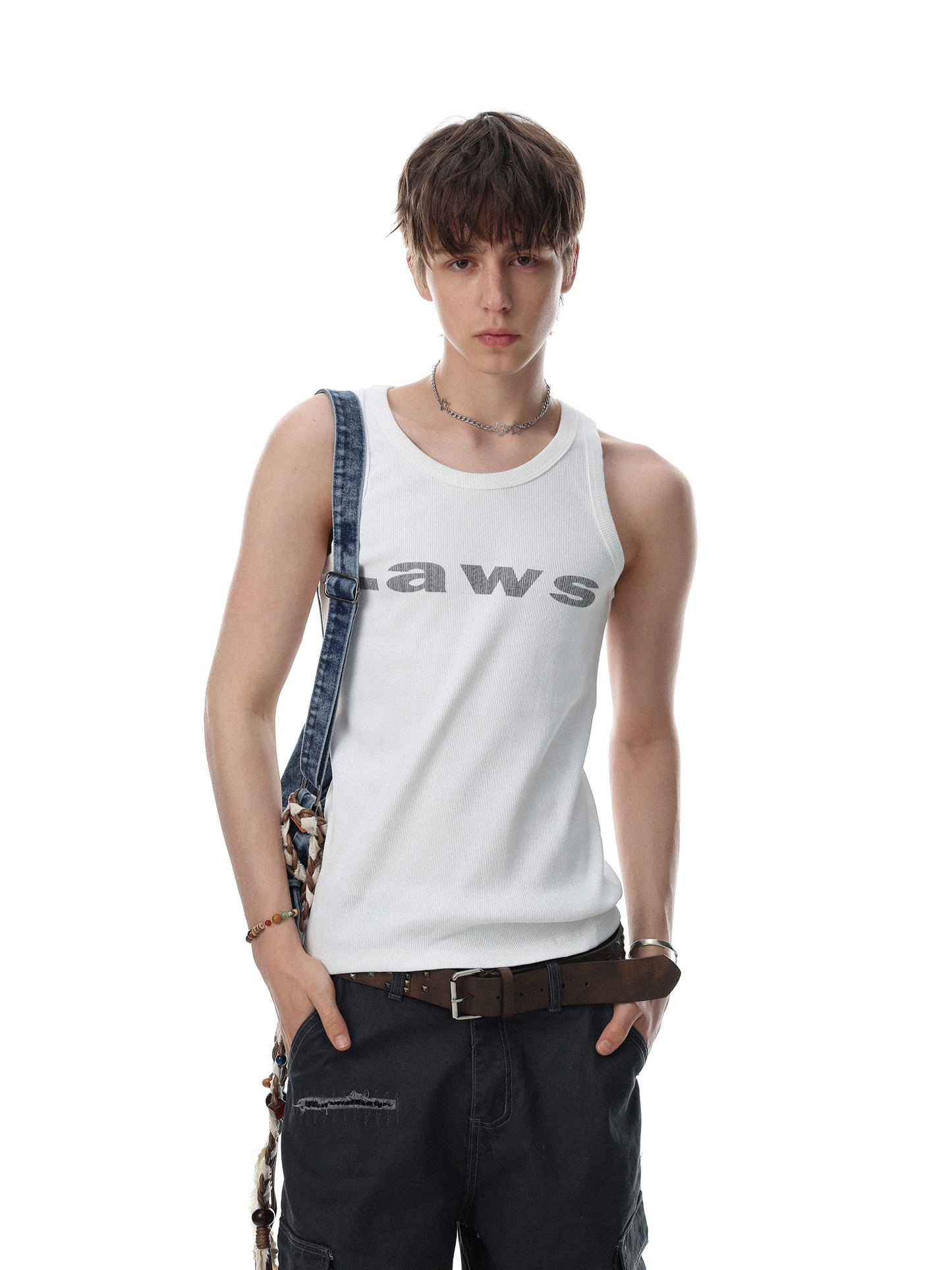 Urban Lettering Sleeveless Top (2color)