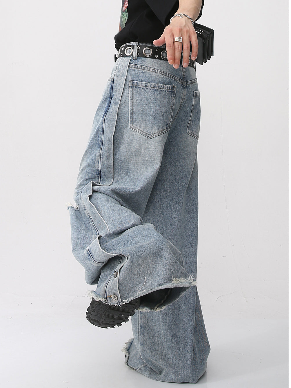 SNAP BUTTON WASHED DAMAGE DENIM (2COLOR)