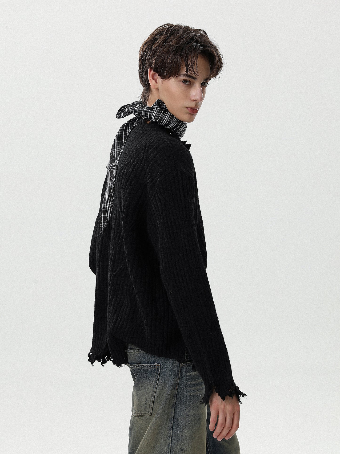 Damage Henlyneck Knit (2color)