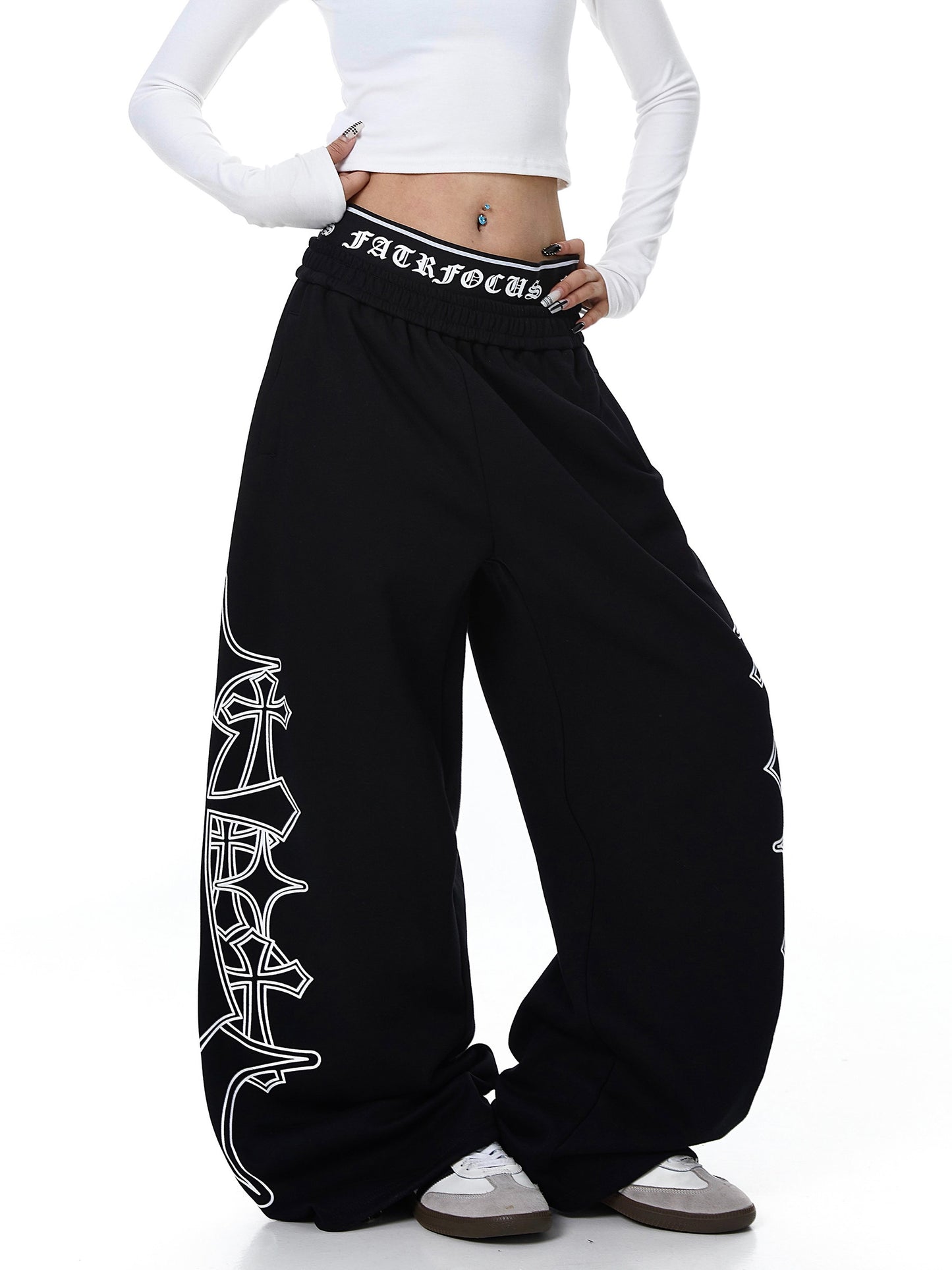 Waistband Cross Graphic Sweatpants (2color)