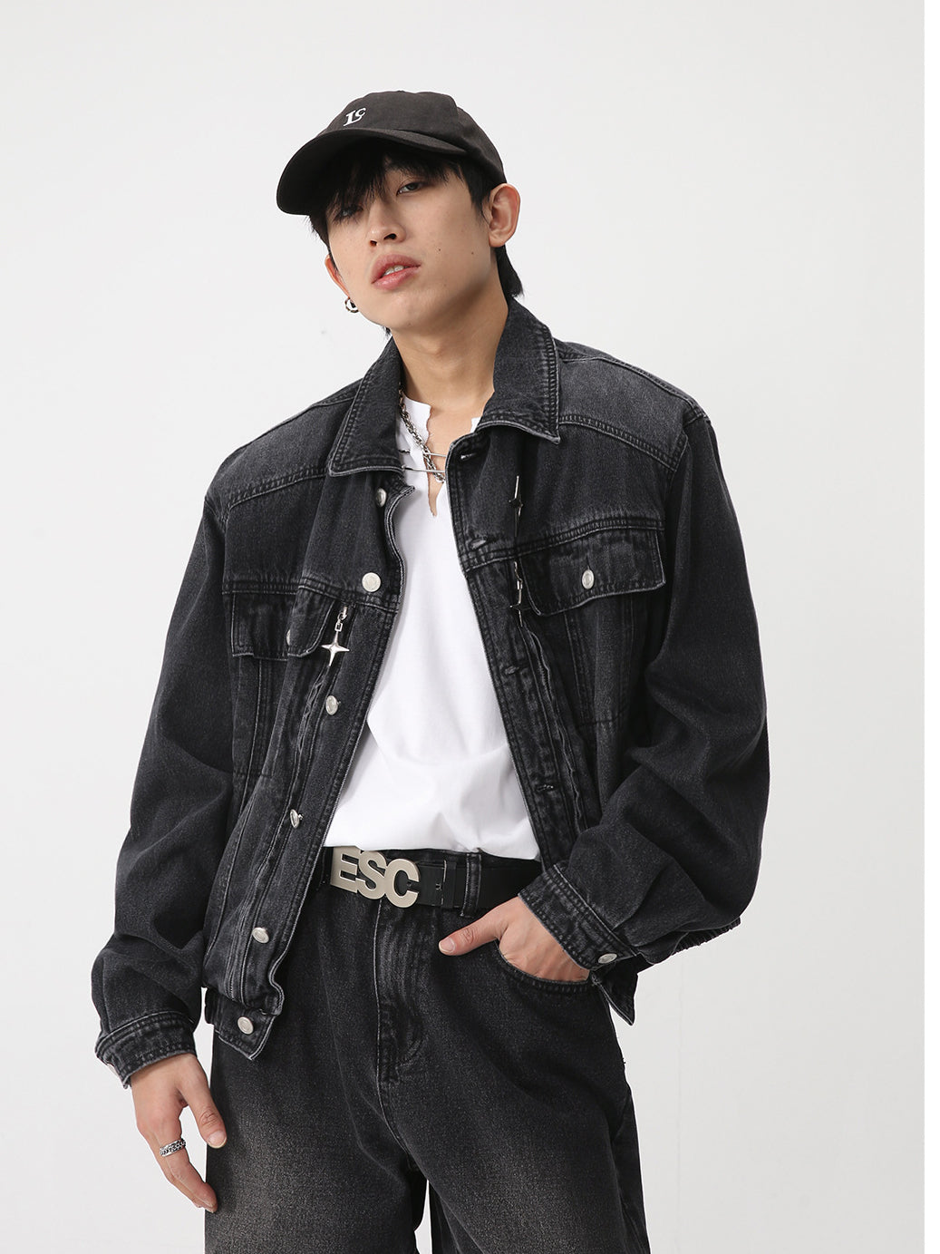 STAR SYMBOL CROPPED DENIM JACKET (2COLOR)