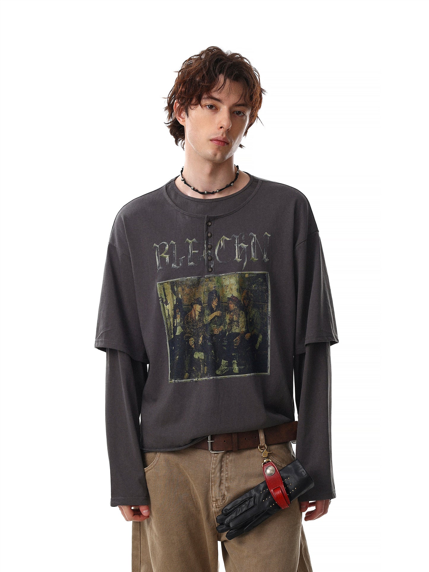 Layered Graphic Henlyneck
