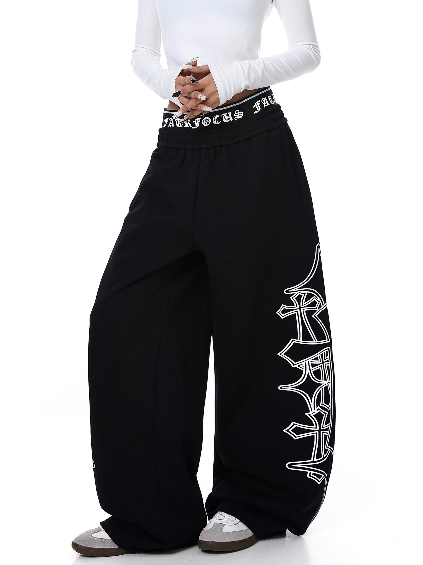 Waistband Cross Graphic Sweatpants (2color)