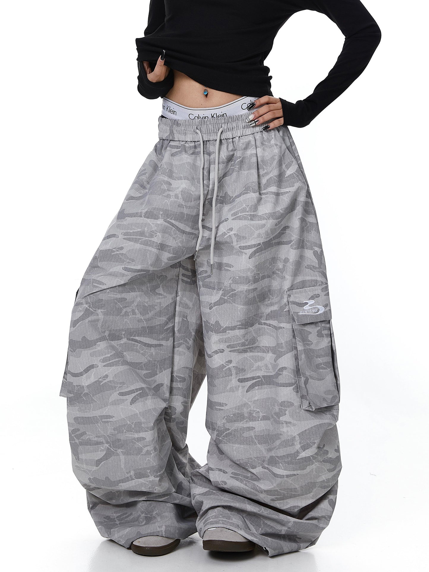 Camo Baggy Cargo Pants (2color)
