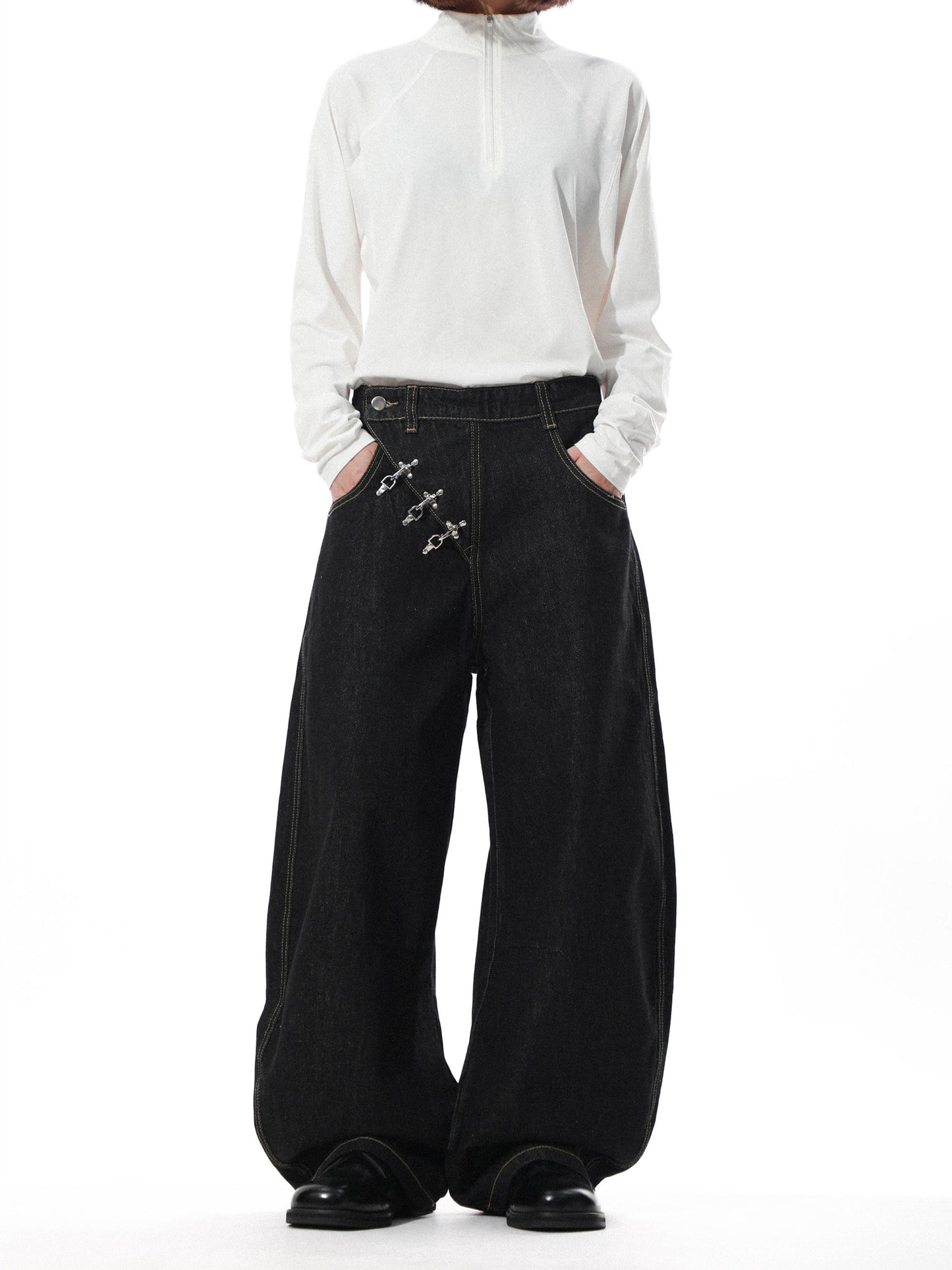 Asymmetric Hook Rigid Wide Jeans